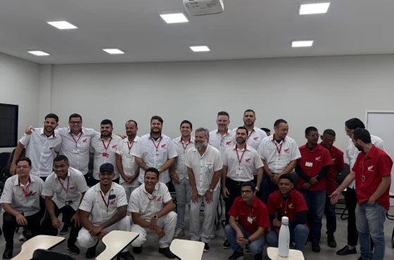 A Pernambuco Motos celebra os pais que inspiram cada jornada.